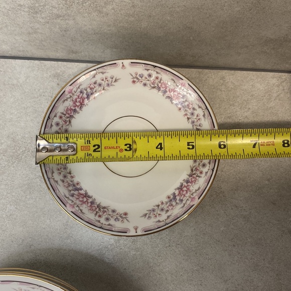 🟣3 Vintage China Pearl saucers. Rose Poppy Mum Seashell Flower - Picture 2 of 7